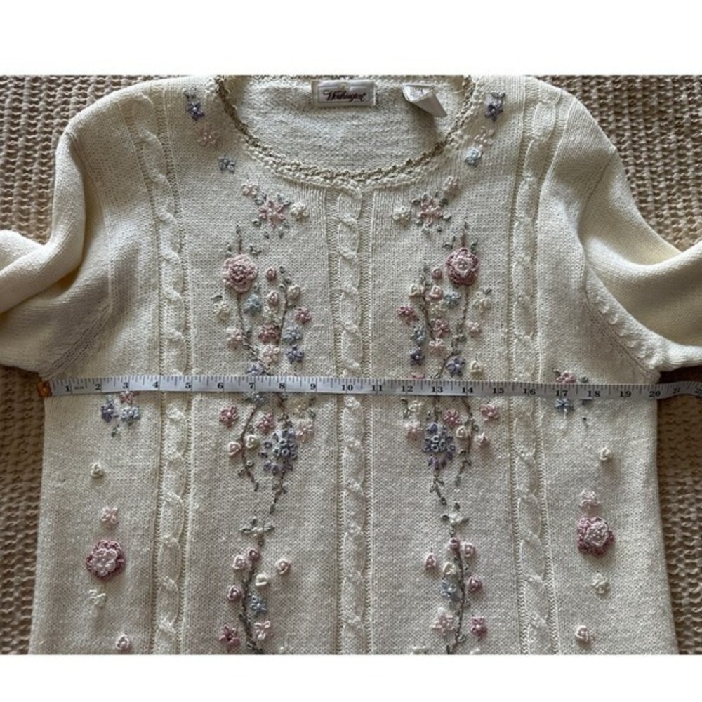 Vintage Worthington Floral Embroidered Sweater‎ Petite Medium Cable Cottagecore - Picture 6 of 7